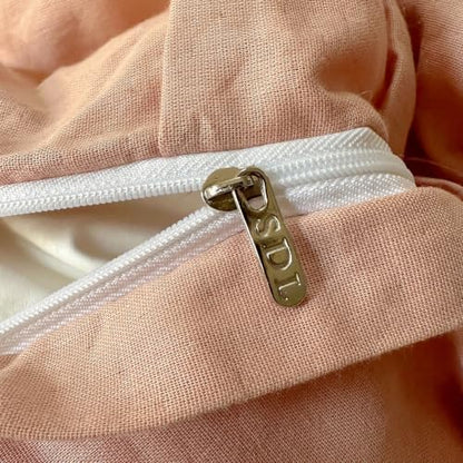 VM VOUGEMARKET Plush Pink Cotton Double Gauze Duvet Cover Set Queen Size,Garden Floral Print with Blush Pink Ruffle,Lightweight Breathable Cottagecore Garden Style Bedding Set-90x90