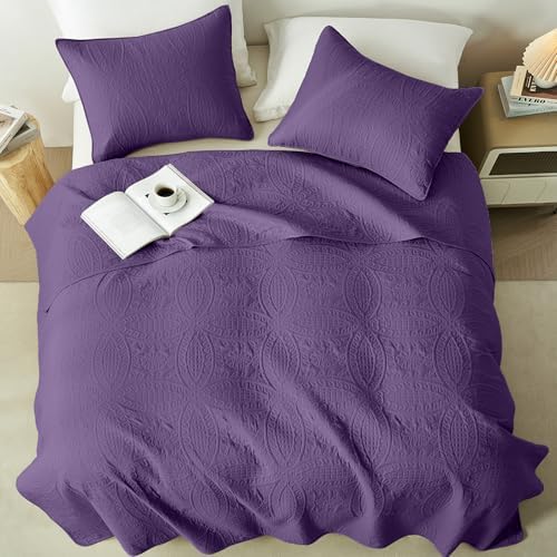 akkialla 118"x106" Purple California King Quilt Set, Oversized Floor-Length Bedspread, Modern Coin Pattern Microfiber Coverlet, 3-Piece All Season Bedding with 2 Pillow Shams