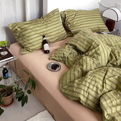 mixinni Vintage Mid-Century Striped Comforter Set Queen - 3 Pieces 1 Fluffy Comforter&2 Pillowcases, Olive Green & Dark Brown Retro Striped Bed Set, All Season Lightweight & Breathable-Queen Size