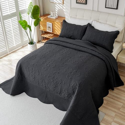 EVENHUG Oversized King Bedspreads California King Quilt Set with Pillow Shams Extra Wide Large King Size Quilts Lightweight Coverlet Bedding Sets Dark Grey 120"x128"