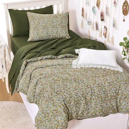 Wake In Cloud - Floral Comforter Set, Cute Vintage Flower Cottagecore Aesthetic for Women Teen Girls, Soft Lightweight Dorm Bedding, 3 Pieces, Olive Green, Twin/Twin XL Size