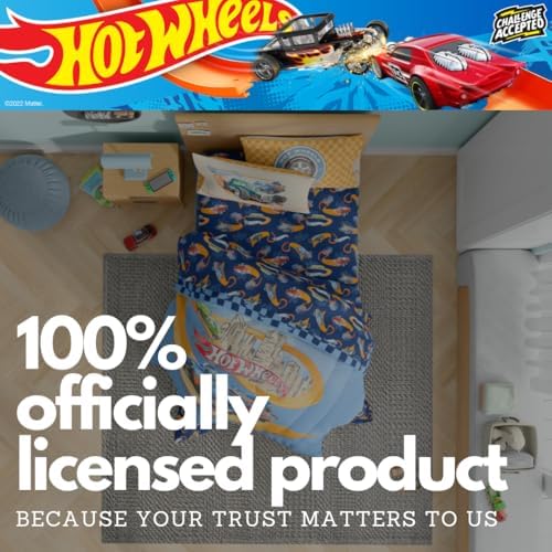 Hot Wheels Race Track 4 Piece Toddler Bed Set – Super Soft & Cozy Reversible Microfiber Comforter and Sheets (Officially Licensed Product) by Franco