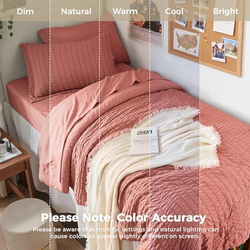 HYMOKEGE Coral Twin Comforter Set Seersucker 5 Pieces, All Season Luxury Bed in a Bag for Bedroom, Bedding Set with Comforter, Sheets, Pillowcase & Sham