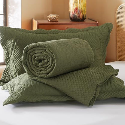 EVENHUG Oversized King Bedspreads California King Quilt Set with Pillow Shams Extra Wide Large King Size Quilts Lightweight Coverlet Bedding Sets Olive Green 120"x120"