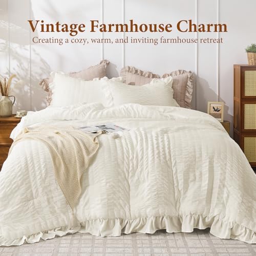 JOLLYVOGUE Oversized Queen Comforter Set, 3 Pieces Ivory Seersucker Comforters, Lightweight & Fluffy Bedding Sets for All Season with 1 Ruffle Comforter and 2 Ruffle Pillowshams