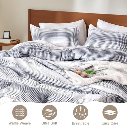 PHF Yarn Dyed Waffle Comforter Set 3 Pieces King, White and Navy Blue