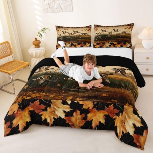 Feelyou Mallard Duck Bedding Set Soft for Boys Girls, Wild Duck Hunting Comforter Set Full Size Cabin Farmhouse Duvet Quilt Microfiber Maple Leaf Bedroom Decor 3 Pcs with 2 Pillow Cases