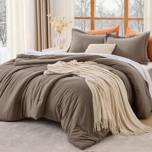 MUXHOMO California King Comforter Set, All Season Ultra Soft Down Alternative Bedding - 3 Piece Lightweight Bed Set Includes 1 Comforter (104"x96") and 2 Pillow Shams (20"x36"), Brown