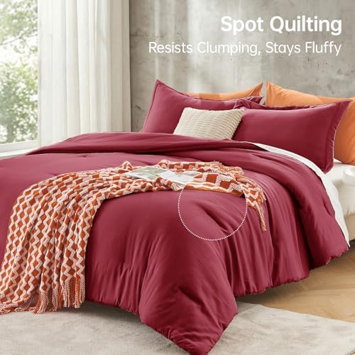 MUXHOMO California King Comforter Set, All Season Ultra Soft Down Alternative Bedding - 3 Piece Lightweight Bed Set Includes 1 Comforter (104"x96") and 2 Pillow Shams (20"x36"), Burgundy Red