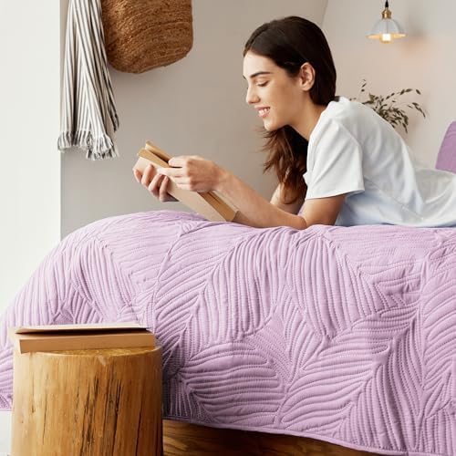 Exclusivo Mezcla 3-Piece Lightweight California King Quilt Bedding Set