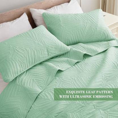 Exclusivo Mezcla Lightweight Full Queen Quilt Bedding Set, Soft Microfiber