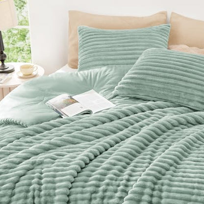 EXQ Home Fluffy Comforter Set King Size,3 Pieces Bed Set,Sage Green