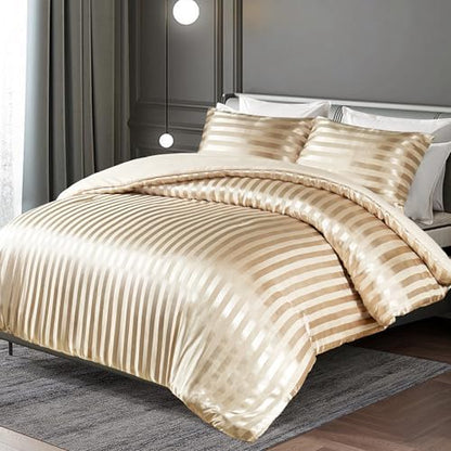 Whale Flotilla 3-Piece Reversible Silky Soft Breathable King Comforter Set