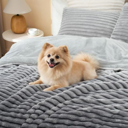 BEDELITE Fleece Twin/Twin XL Comforter Set, Fluffy Bed Set, Grey Ombre
