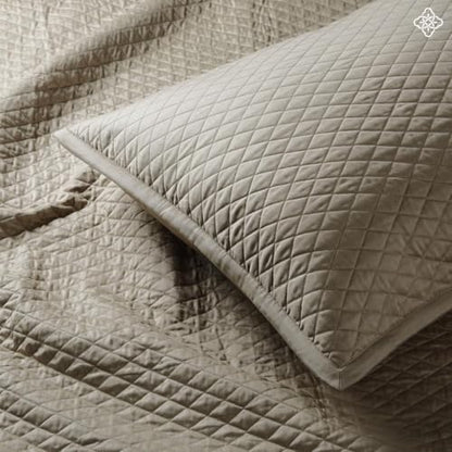 BIOWEAVES 100% Organic Cotton Quilt Twin Size - Diamond Stitched Quilted Bedspreads - All Season Oversized Coverlet Set - GOTS Certified Bedding Set | 1 Quilt & 1 Pillow Sham
