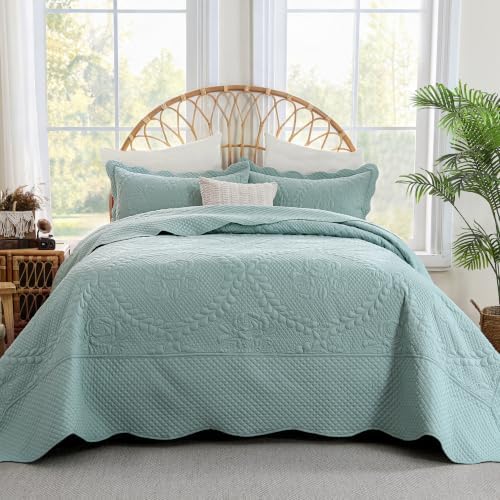 EVENHUG Oversized King Bedspreads California King Quilt Set with Pillow Shams Extra Wide Large King Size Quilts Lightweight Coverlet Bedding Sets Aqua Sky 120"x120"