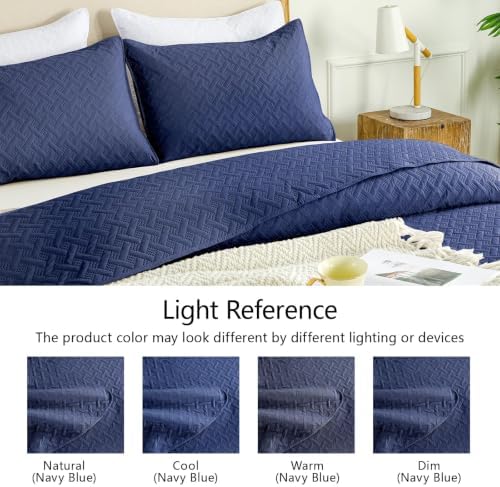 FLYMME Oversized King/California King Quilt Set 118"x106", Navy 3-Piece Floor-Length Bedspread, Premium Microfiber Lightweight Coverlet for King/California King Bed (1 Quilt, 2 Shams)