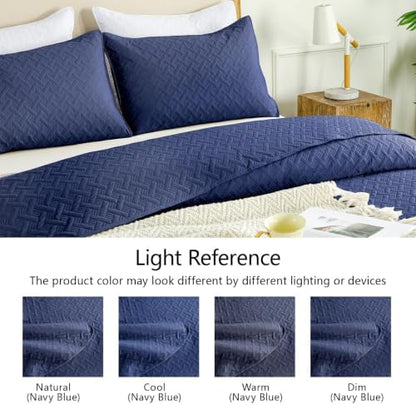 FLYMME Oversized King/California King Quilt Set 118"x106", Navy 3-Piece Floor-Length Bedspread, Premium Microfiber Lightweight Coverlet for King/California King Bed (1 Quilt, 2 Shams)