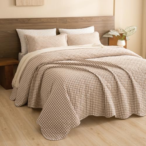 Lady Ann 100% Cotton Full Size Quilt, Tan Gingham Quilted Bedspread, Ultra Soft Lightweight Khaki Plaid Coverlet, 3 Piece Scalloped Edge Farmhouse Full Bedding Set for All Season