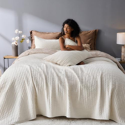 Wonderful - Velvet Quilt Set King Size Cream Ivory, Soft Cotton-Feel Plush Coverlet with Shams, Premium Vertical Channel Stitched, Lightweight All-Season Bedspread