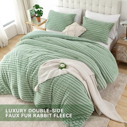 Smoofy Fluffy Queen Size Comforter 3 PCS - Sage Green Fleece Bedding Set