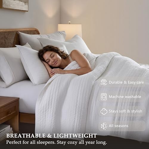 palassio Striped White 100% Cotton Quilt Queen Size Bedding Sets, Lightweight Crinkly Channel Pick Stitch Textured Bedspread Soft Shabby Chic Farmhouse Country Coverlet for All Season, 2 Shams