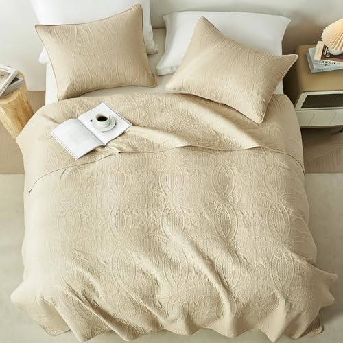 akkialla King Quilt Bedding Set,Beige Ultrasonic King/Cal King Quilt Set,Lightweight Soft Bedspread Coverlet,Modern Style Coin Pattern Bed Cover for All Seasons,3 Piece(1 Quilt,2 Pillow Shams)