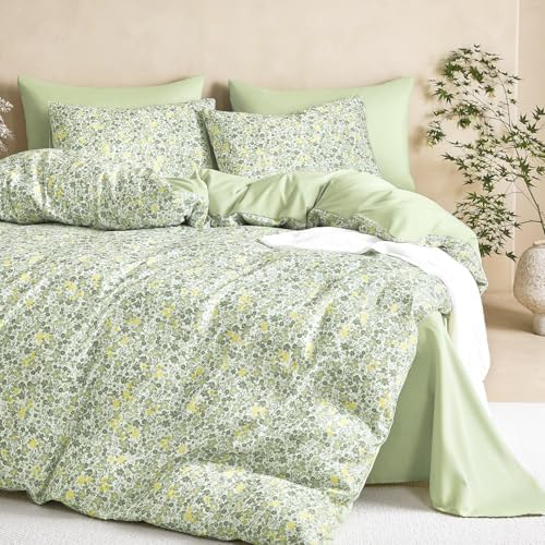 Wake In Cloud - Floral Comforter Set, Cute Vintage Flower Cottagecore Aesthetic for Women Teen Girls, Soft Lightweight Dorm Bedding, 3 Pieces, Sage Green, Queen Size