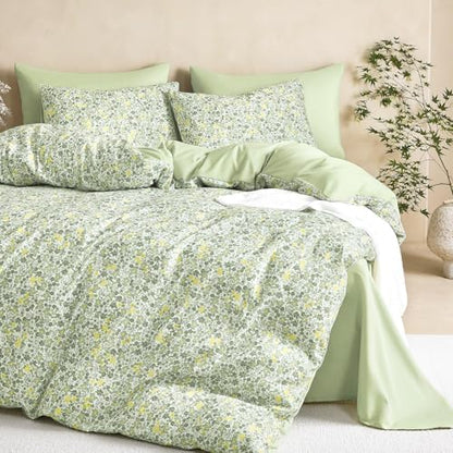 Wake In Cloud - Floral Comforter Set, Cute Vintage Flower Cottagecore Aesthetic for Women Teen Girls, Soft Lightweight Dorm Bedding, 3 Pieces, Sage Green, Queen Size