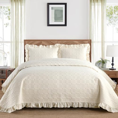 DJY King Size Quilt Bedding Sets, Beige Ruffled Bedspread Coverlet