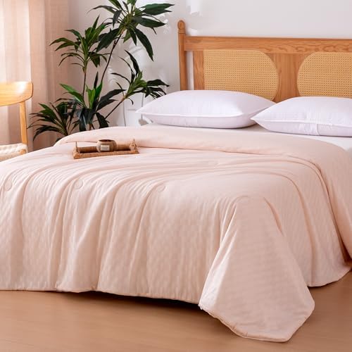 Amazon Basics Cooling Comforter, Soft Lightweight Waffle Weave Blanket for Hot Sleepers, Summer & All Season Bedding to Keep Cool for Night Sweats, 106"x90", King, Pink