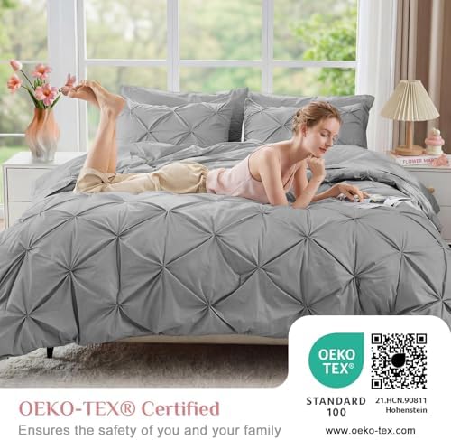 JOLLYVOGUE Twin XL Comforter Set 5 Pieces - Bed in a Bag Twin XL for All Season, Pintuck Bedding Comforter Sets with Comforter, Flat Sheet, Fitted Sheet and Pillowcases & Shams, Light Grey