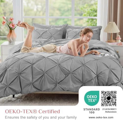 JOLLYVOGUE Twin XL Comforter Set 5 Pieces - Bed in a Bag Twin XL for All Season, Pintuck Bedding Comforter Sets with Comforter, Flat Sheet, Fitted Sheet and Pillowcases & Shams, Light Grey