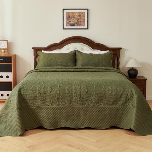 EVENHUG Oversized King Bedspreads California King Quilt Set with Pillow Shams Extra Wide Large King Size Quilts Lightweight Coverlet Bedding Sets Olive Green 120"x120"