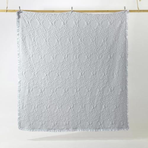 Light Blue Ruffled Quilt King Size, Stone-Washed Microfiber Lightweight Crinkled Farmhouse Rustic Shabby Chic Bedding Set, 3 Pieces Reversible Bedspread Coverlet with Pillow Shams for All Season