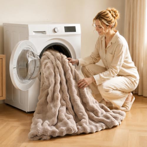YIKUSH King Faux Fur Soft Comforter Set, Fluffy Khaki Rabbit Fur Comforter