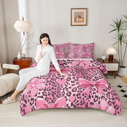 jejeloiu Pink Bow Leopard Kids Comforter Set King Size Bowknot Bedding Set Cheetah Duvet Quilt for Kids Boys Girls Bedroom Cute Decor Microfiber Ultra Soft Breathable