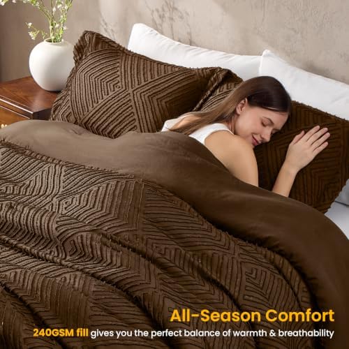 JOLLYVOGUE King Size Comforter Set, Boho Tufted 3-Piece Bedding Set, Brown