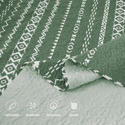 LEAONME 3 Pieces King Size Olive Green Quilt Set with Checkered Pattern Lightweight Oversized Bedspread 98''x106'' Soft Coverlet Warm Bed Cover for All Seasons (1 Quilt, 2 Pillow Shams)