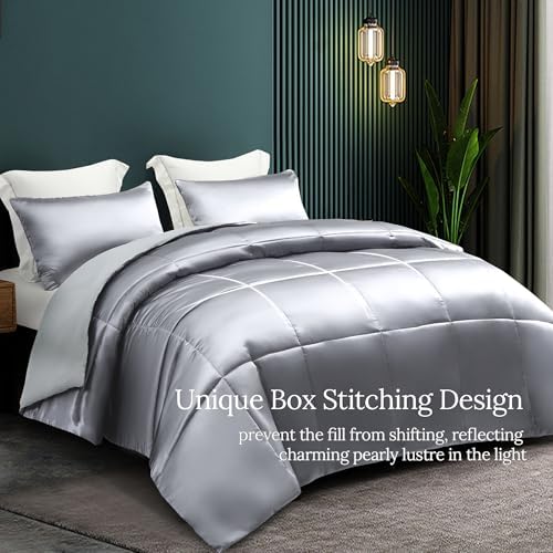 Whale Flotilla 3-Piece Reversible Silky Soft Breathable Queen Comforter Set