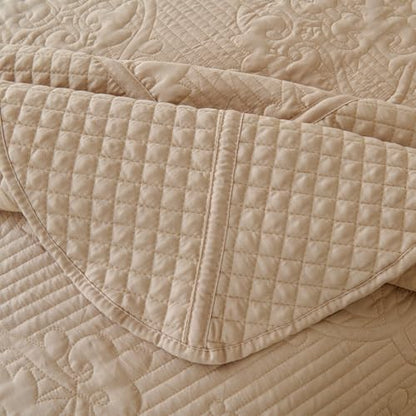 EVENHUG Oversized King Bedspreads California King Quilt Set with Pillow Shams Extra Wide Large King Size Quilts Lightweight Coverlet Bedding Sets Beige 120"x128"