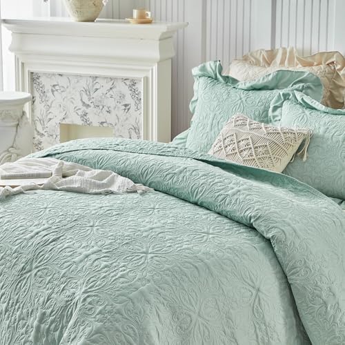 Ruffles Quilt Set Twin Size 68 * 86in - 2 Pieces Solid Shabby Chic Farmhouse Ruffled Bedding Rustic Coverlet Lightweight Fluffy Summer Oversized Bedspread with Shams for Women Men Light Green
