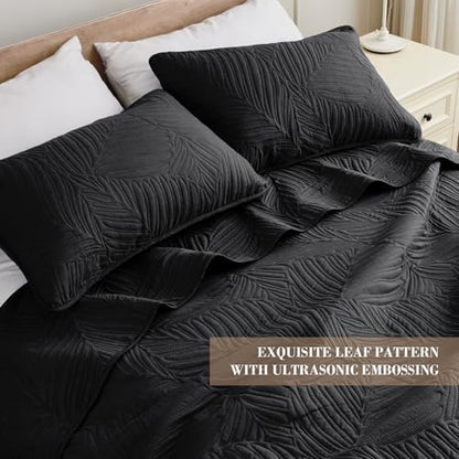 Exclusivo Mezcla Lightweight Twin Size Quilt Bedding Set, Soft Microfiber