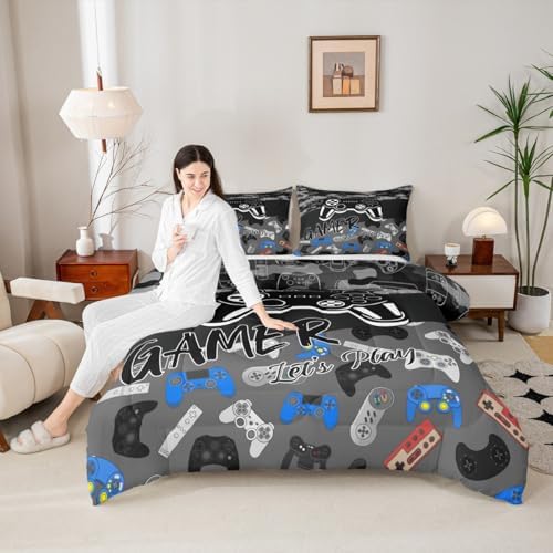 Homewish Video Games Boys Comforter Set King Size,Cartoon Gamepad Bedding Set 3Pcs for Kids Teens Men Room Decor,Modern Gaming Quilted Duvet Fashion Black Grey Down Comforter,2 Pillowcases