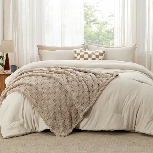 Bedsure Queen Bedding Set -5 Pieces Boho Comforter Sets Queen Size with Checkered Throw Blanket, Decorative Pillow, Lightwight Bedding for All Season, Fluffy Soft Bedding Set, Linen Beige Brown