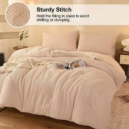 LLanCL 3D Jacquard Design Comforter Set, Ultra-Soft Warm King Size Sherpa Fur Plush 3-Pieces Sets Luxury Cozy Bedding with 2 Pillowcases (104"x90", Cream White)