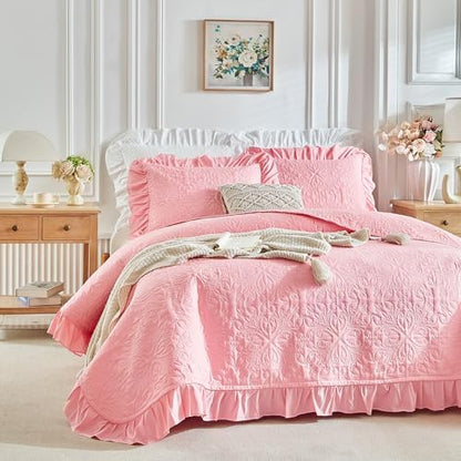 Ruffles Quilt Set Twin Size 68 * 86in - 2 Pieces Solid Shabby Chic Farmhouse Ruffled Bedding Rustic Coverlet Lightweight Fluffy Summer Oversized Bedspread with Shams for Women Men Pink