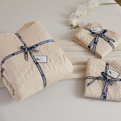 EVENHUG Oversized King Bedspreads California King Quilt Set with Pillow Shams Extra Wide Large King Size Quilts Lightweight Coverlet Bedding Sets Beige 120"x128"