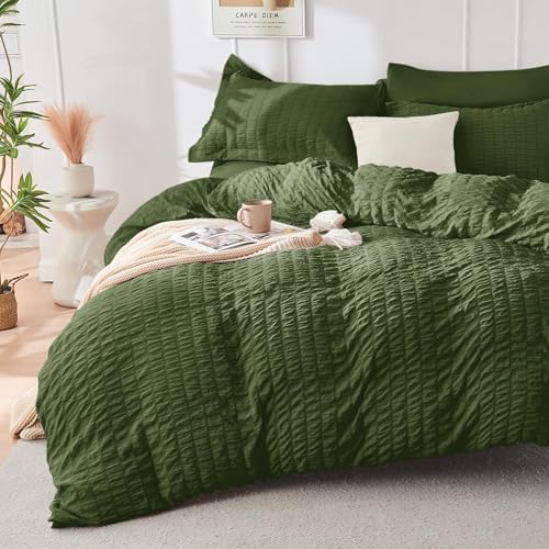 HYMOKEGE Olive Green California King Comforter Set Seersucker 7 Pieces, All Season Luxury Bed in a Bag for Bedroom, Bedding Set with Comforter, Sheets, Pillowcases & Shams
