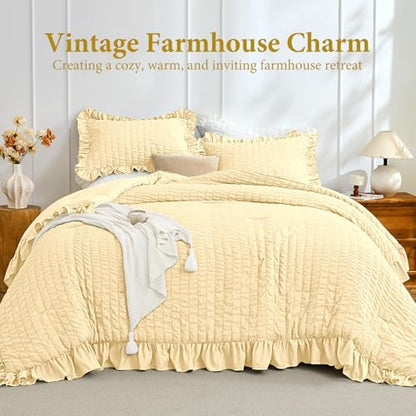 JOLLYVOGUE Full Size Comforter, 3 Pieces Light Yellow Seersucker Lightweight Full Size Bedding, All Season Fluffy Microfiber Bedding Comforter Set with 1 Ruffle Comforter and 2 Ruffle Pillowshams